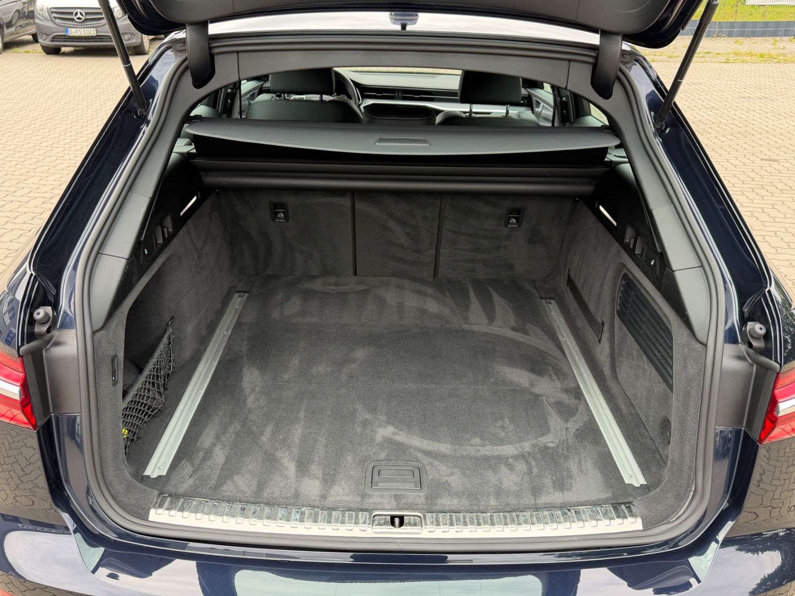 Audi A6 45 TFSI S-Line °StdHz°Matrix°R-Kamera°AHK°HUP