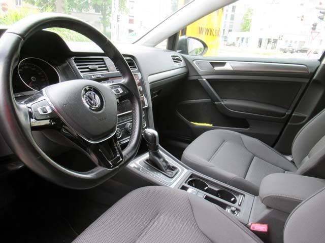Volkswagen Golf Variant 2.0TDI DSG Comfortl - Samsaru's Car Outlet
