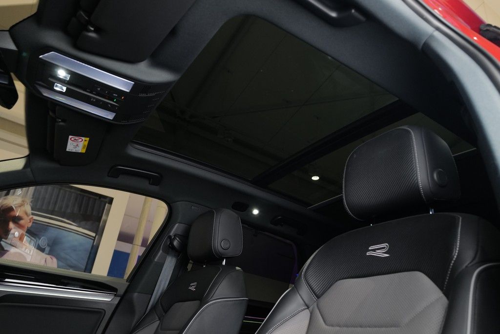 Volkswagen Touareg 3.0TDI R-Line BlackStyle Nachtsicht HuD