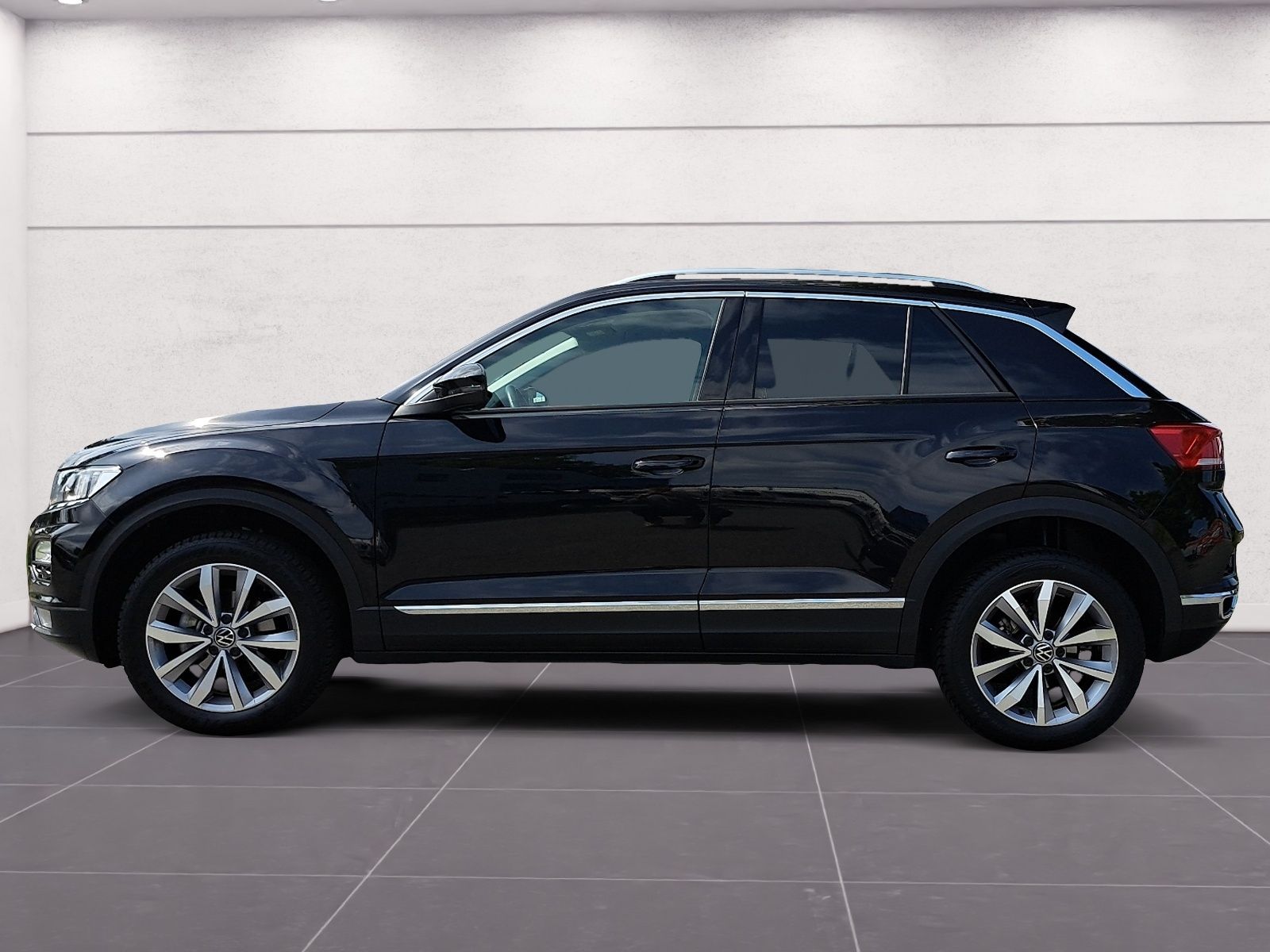 Volkswagen T-Roc Style 1.5 TSI DSG - Samsaru's Car Outlet