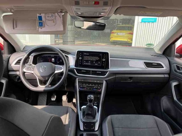 Volkswagen T-Roc Style 1.0 TSI - Samsaru's Car Outlet