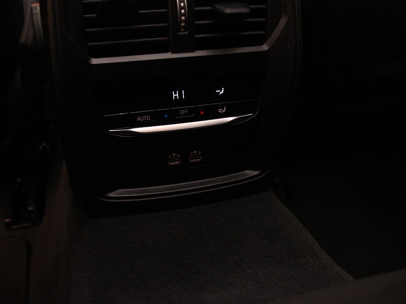 BMW 320d xDrive Touring M Sportpaket Head-Up HiFi