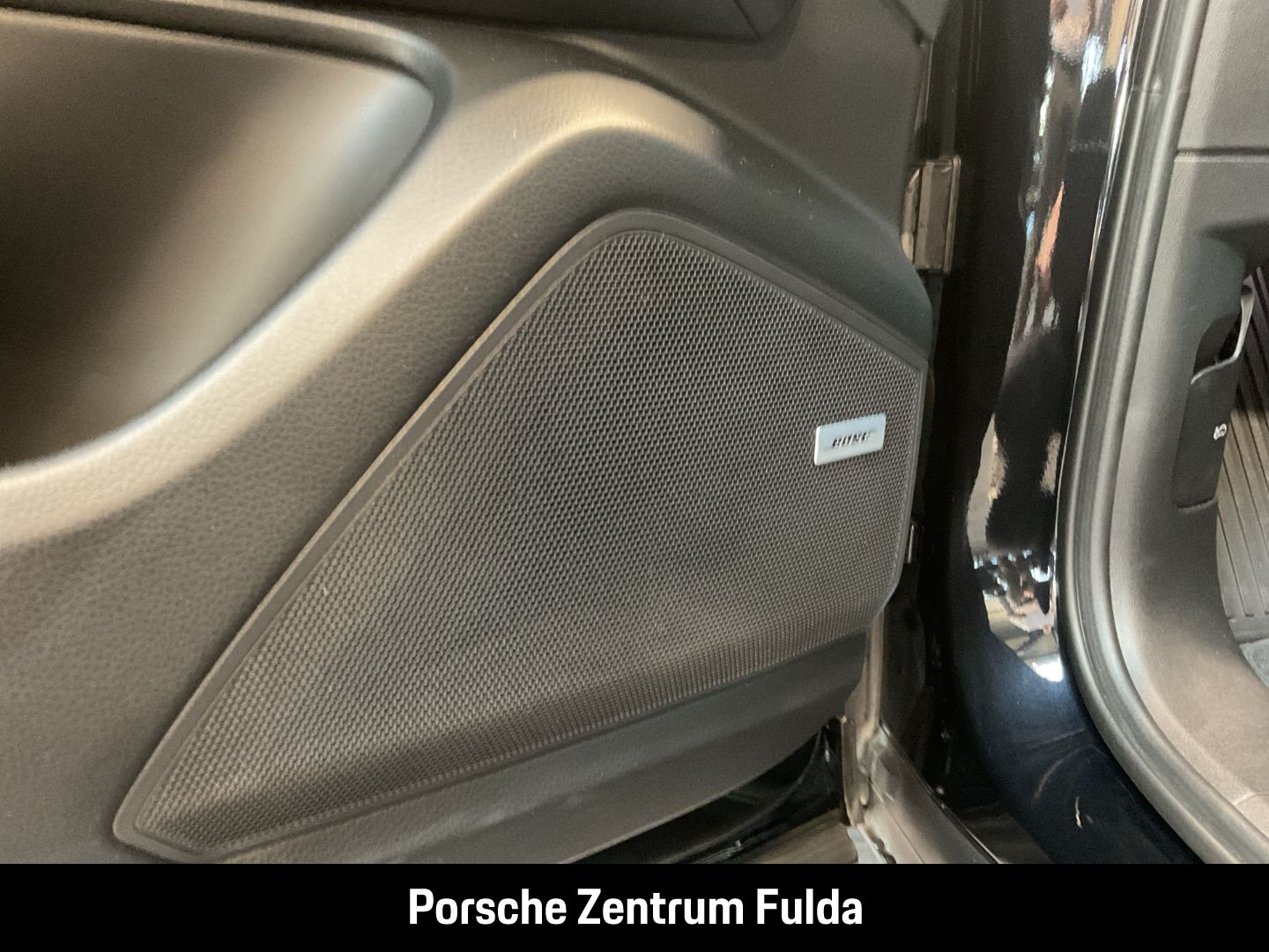 Porsche Cayenne E-Hybrid BOSE Panoramadach LED-Matrix