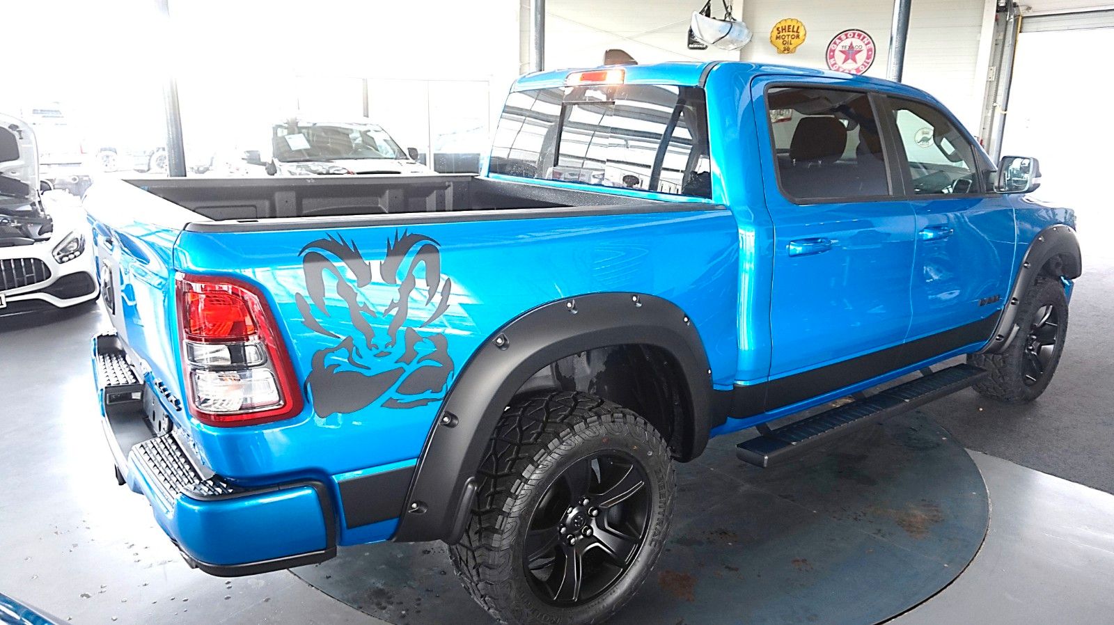 Dodge RAM 1500 HEMI 5.7l Crew-Cab*4x4*Navi*Alu20*AHK