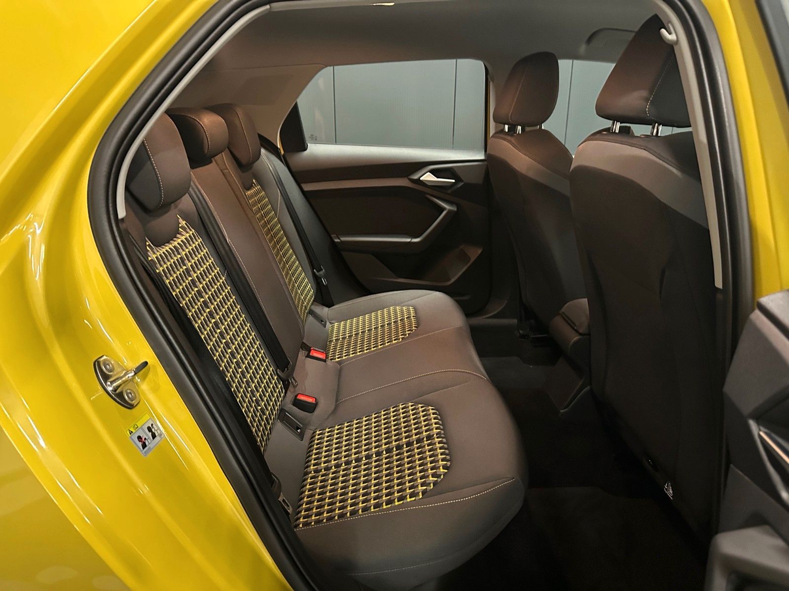 Audi A1 Sportback 25 TFSI advanced - Samsaru's Car Outlet