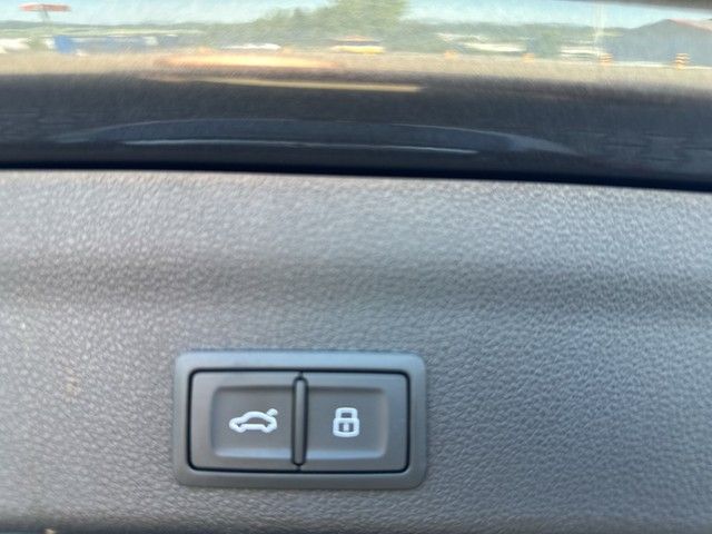 Audi A6 Avant 40 TDI quattro S tronic S line Matrix C