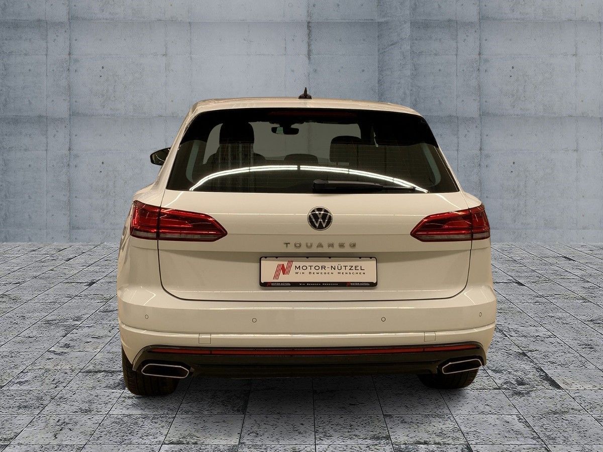 Volkswagen Touareg 3.0TDI 4M R-LINE - Samsaru's Car Outlet