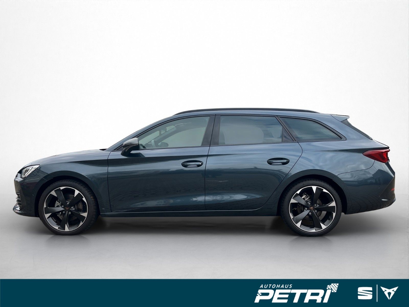 Cupra Leon Sportstourer 1.5 eTSI - Samsaru's Car Outlet