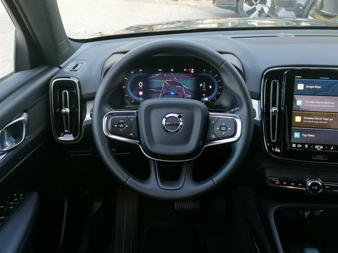 Volvo XC40 B3 2WD Core, AHK uvm.