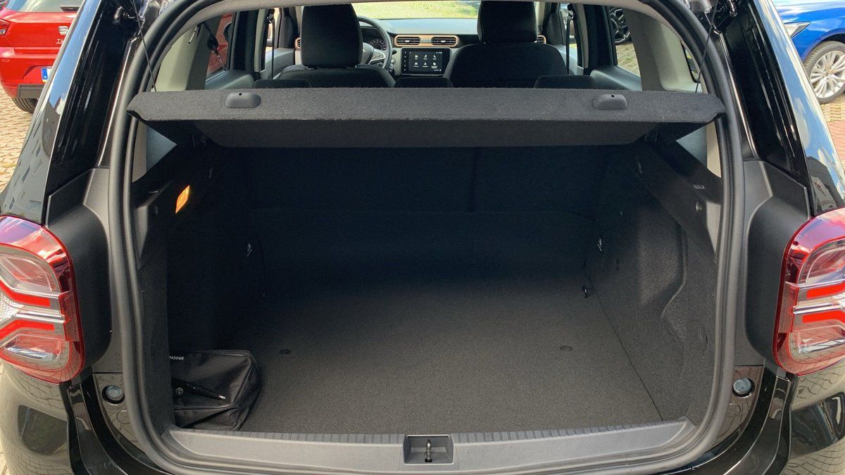 Dacia Duster TCe 150 EDC - Samsaru's Car Outlet