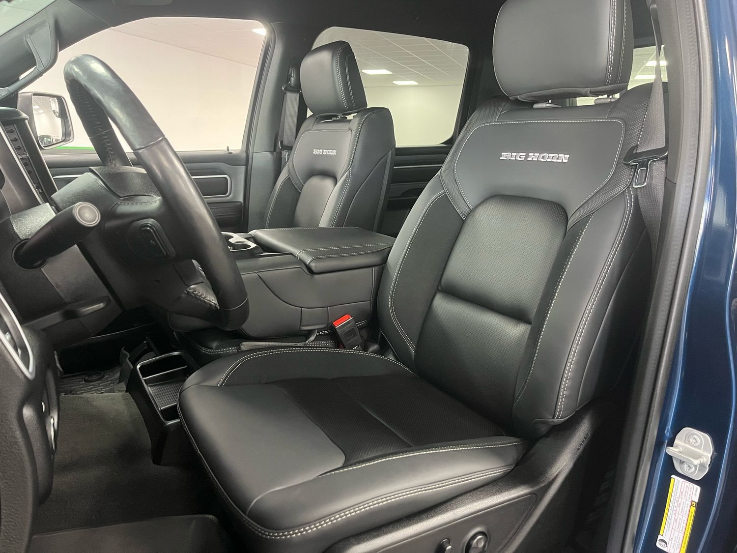 Dodge RAM 5,7l V8 CrewCab/LED/AHK/SHZ/Navi