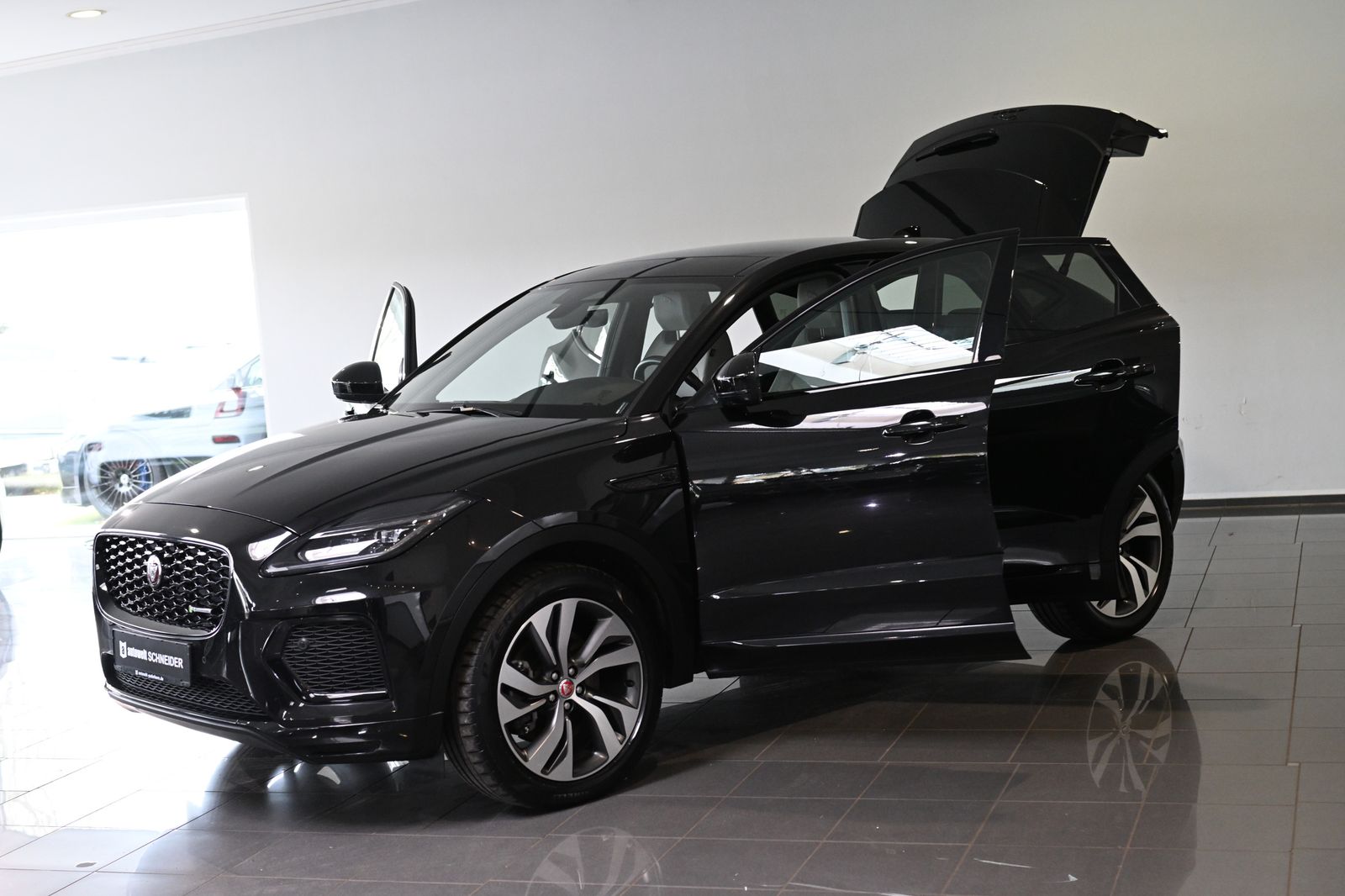 Jaguar E-PACE D200 R-Dynamic HSE AWD Pano ACC Leder 20"