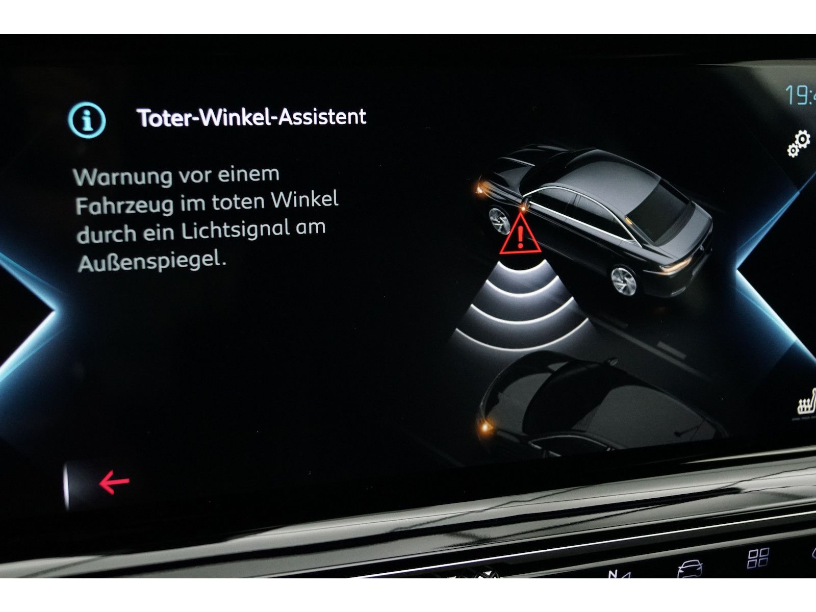 DS Automobiles DS9 E-Tense 225 Performance Line+ Nachtsicht