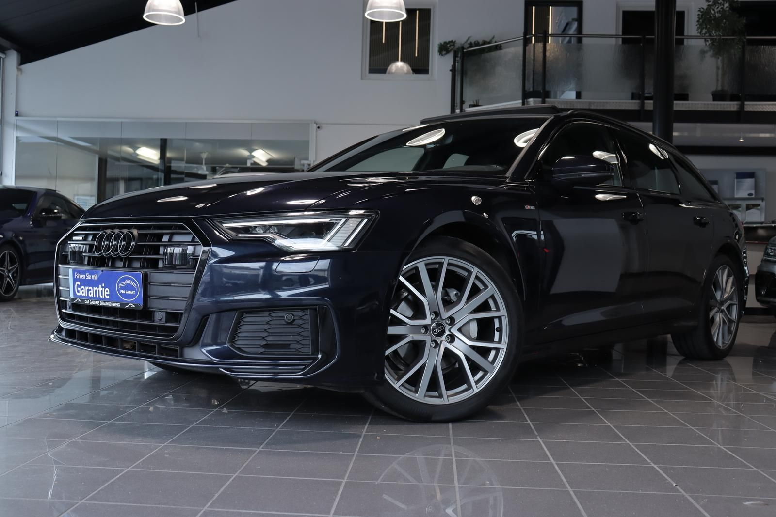 Audi A6 40 TDI quattro S-LINE Black - Samsaru's Car Outlet