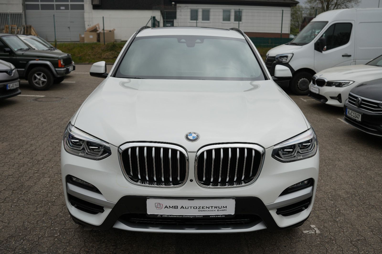 BMW X3 30e X Line xDrive*LED*AHK*PANO*NAV*HEADUP*
