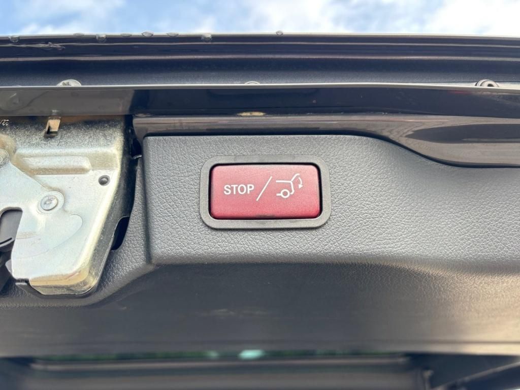 Mercedes-Benz V 220 d EDITION - Samsaru's Car Outlet