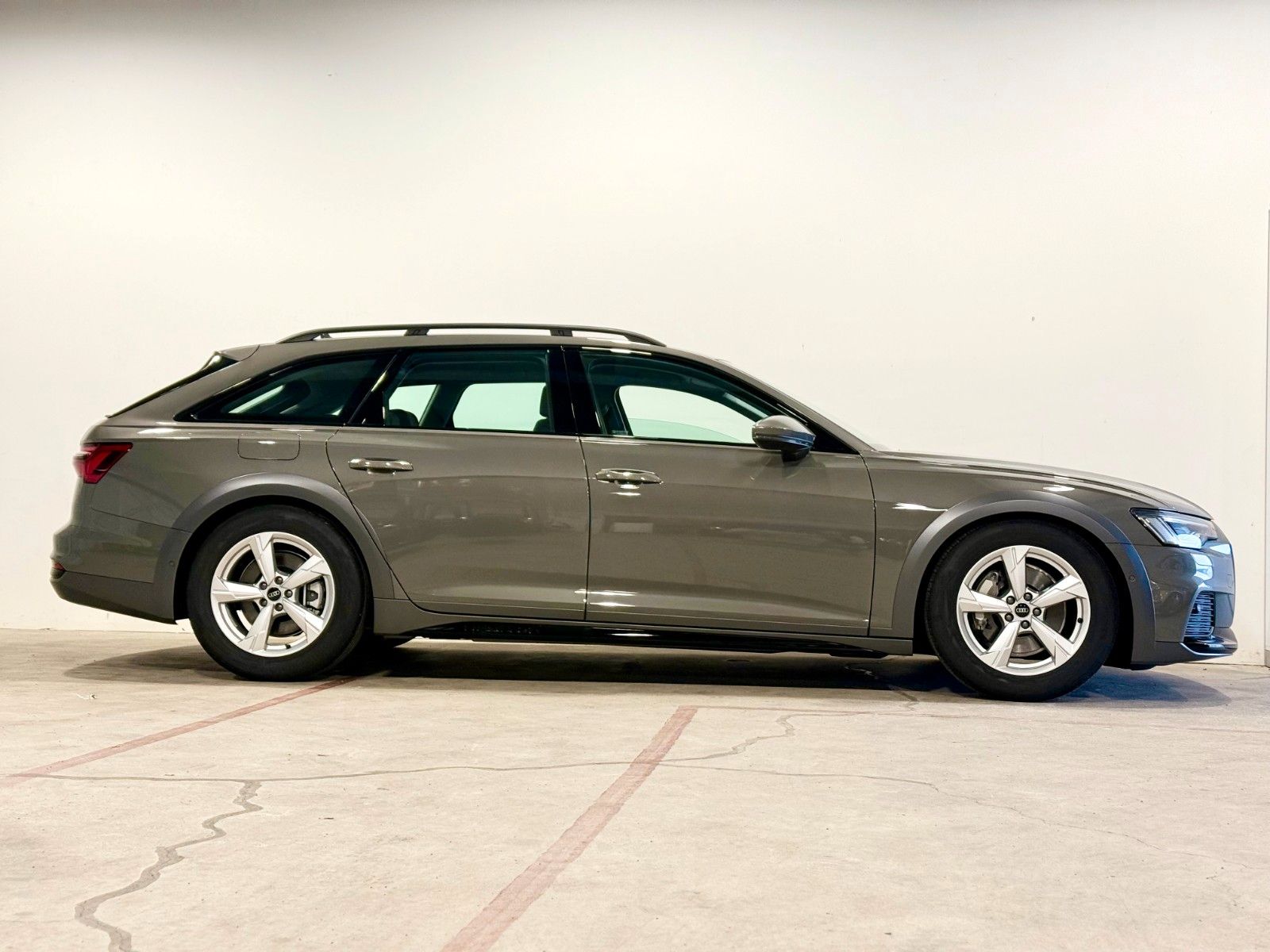 Audi A6 Allroad Quattro 40 TDI - Samsaru's Car Outlet