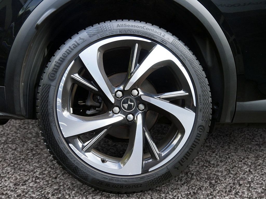 DS Automobiles DS 7 Crossback Opera BlueHDi 130 LED PANO 360°