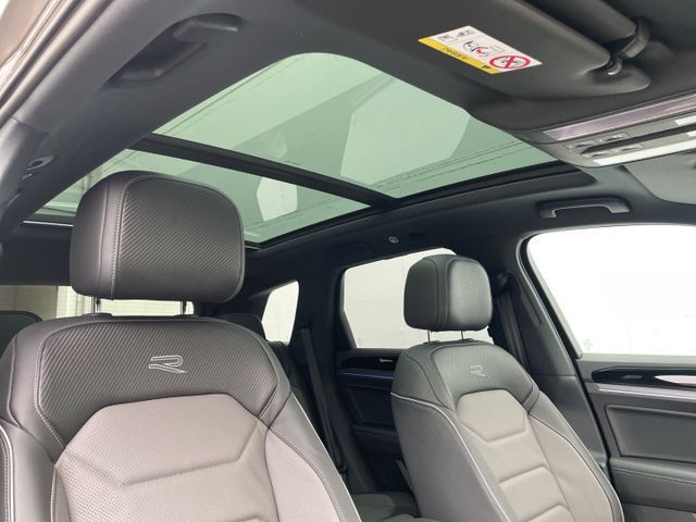 Volkswagen Touareg 3.0 TDI R-Line Final AHK 21Z Pano Stand