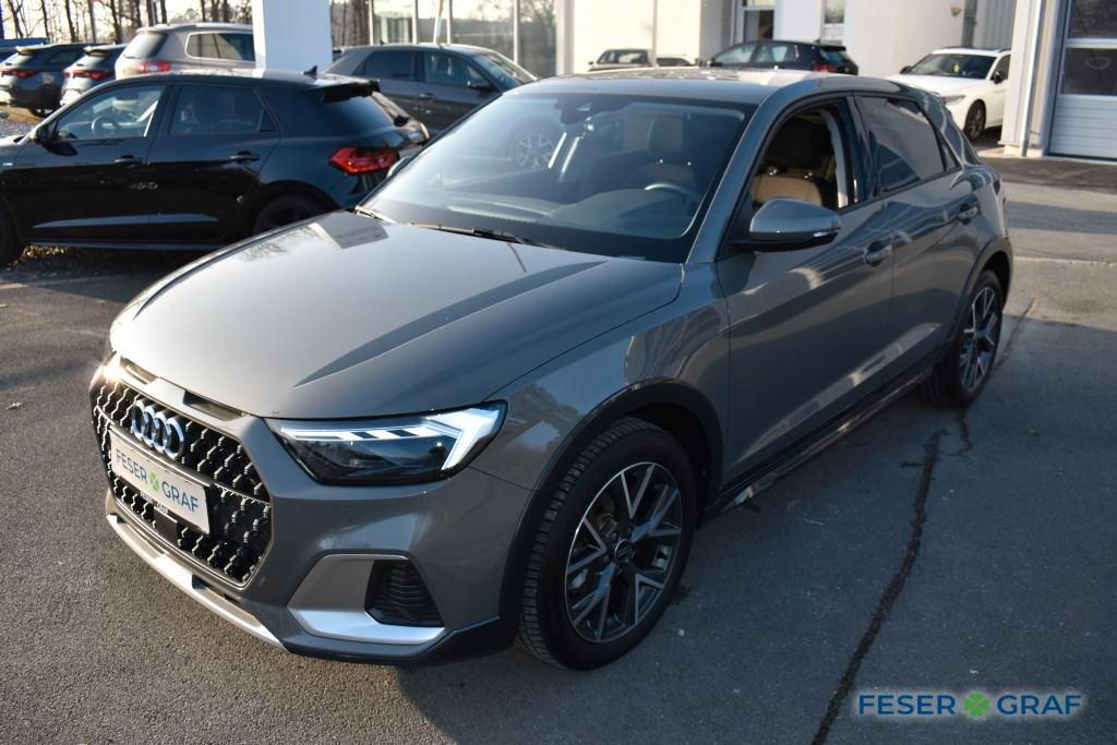 Audi A1 30 TFSI Allstreet S-tronic - Samsaru's Car Outlet