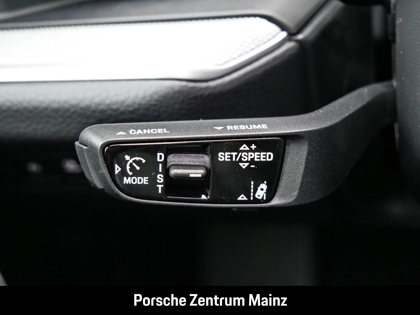 Porsche Cayenne BOSE,Sportdesign,Spo.Aga.,HUD,Innodrive,