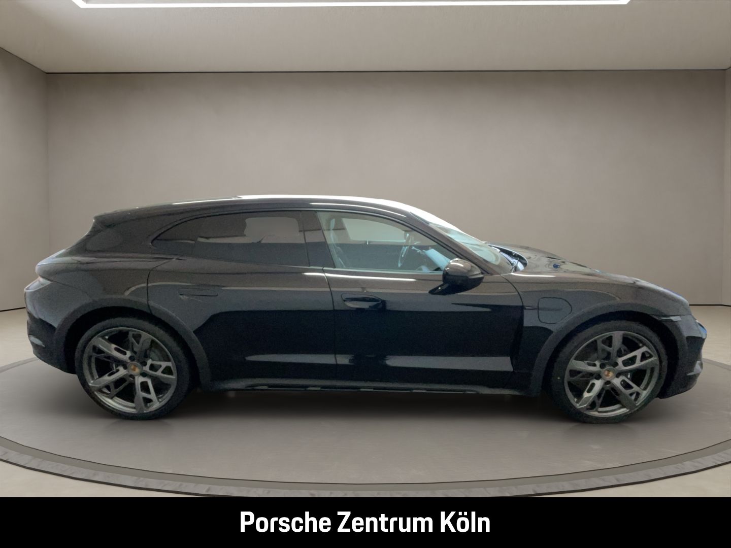 Porsche Taycan 4 Cross Turismo InnoDrive Surround-View