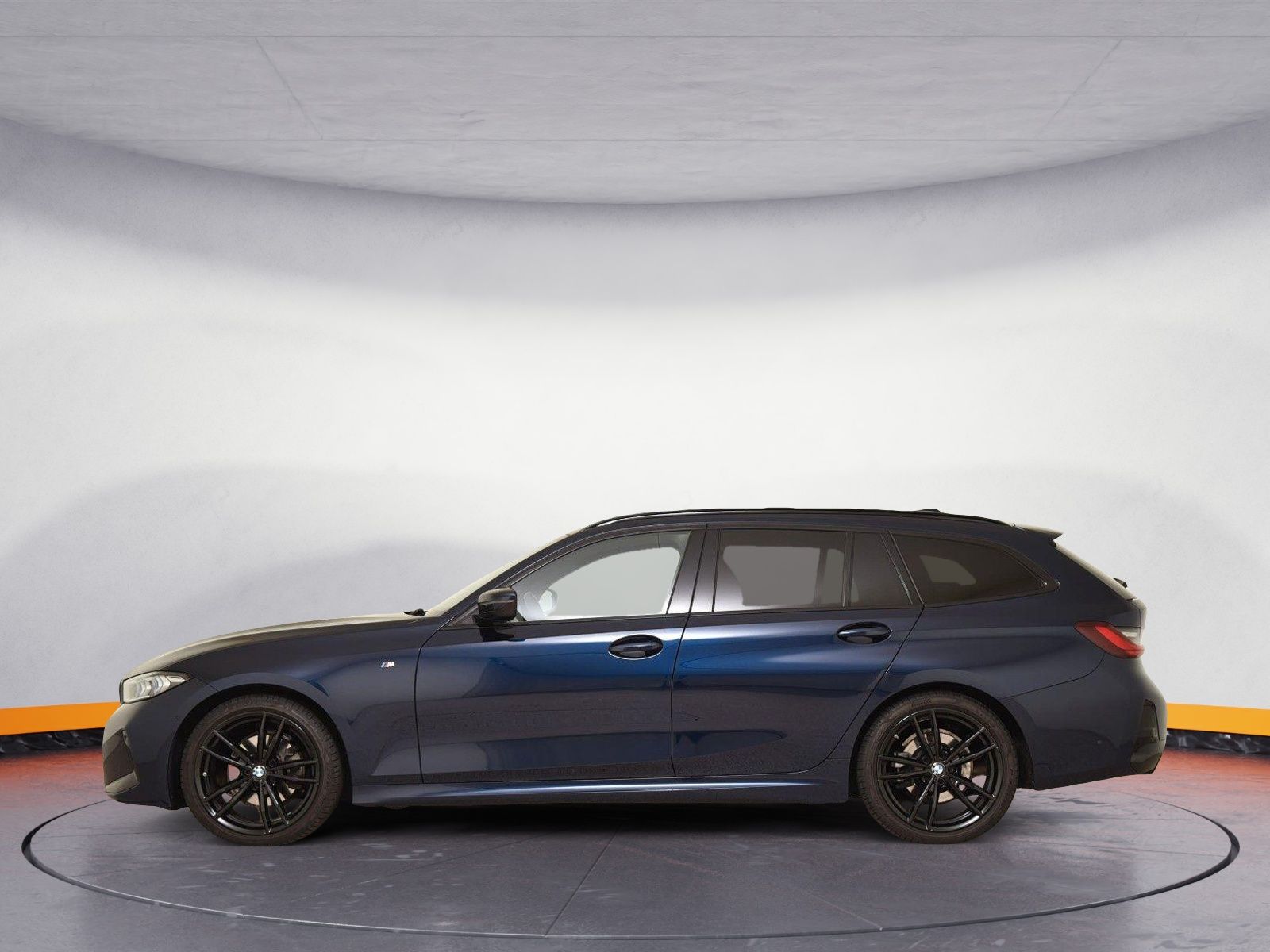BMW 320d Touring xDrive M Sport - Samsaru's Car Outlet