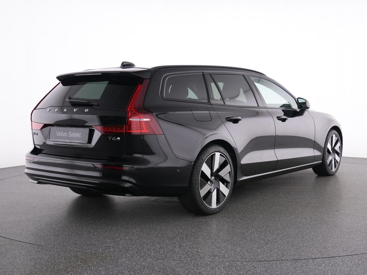 Volvo V60 T6 Recharge AWD Ultra Dark AHK+19'+ACC+360°