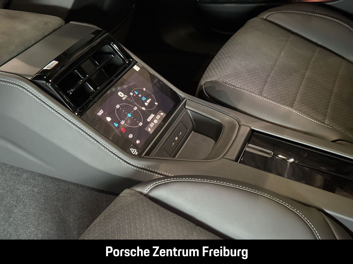 Porsche Panamera GTS BOSE HA-Lenkung InnoDrive Soft-Clos