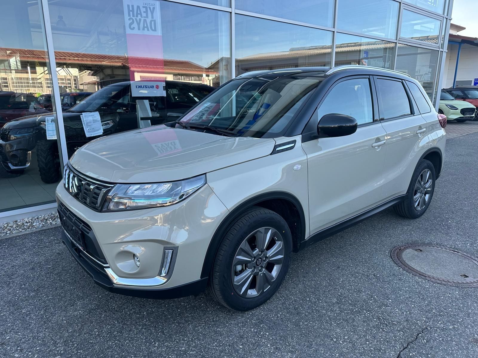 Suzuki Vitara 1.5 Hybrid Comfort - Samsaru's Car Outlet