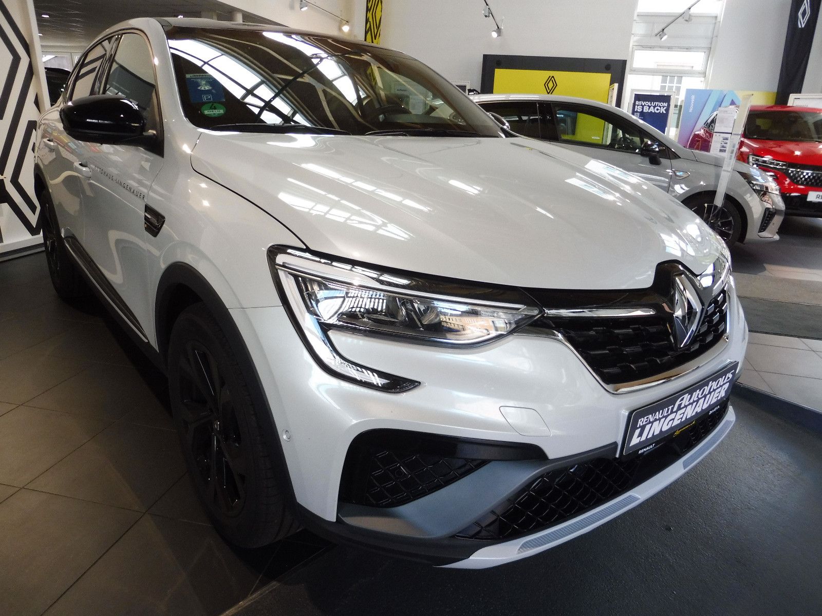 Renault Arkana R.S. Line TCe 160 - Samsaru's Car Outlet