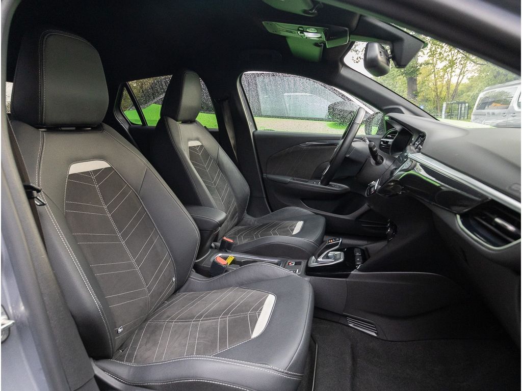 Opel Corsa-e ELEKTRO Ultimate - Samsaru's Car Outlet