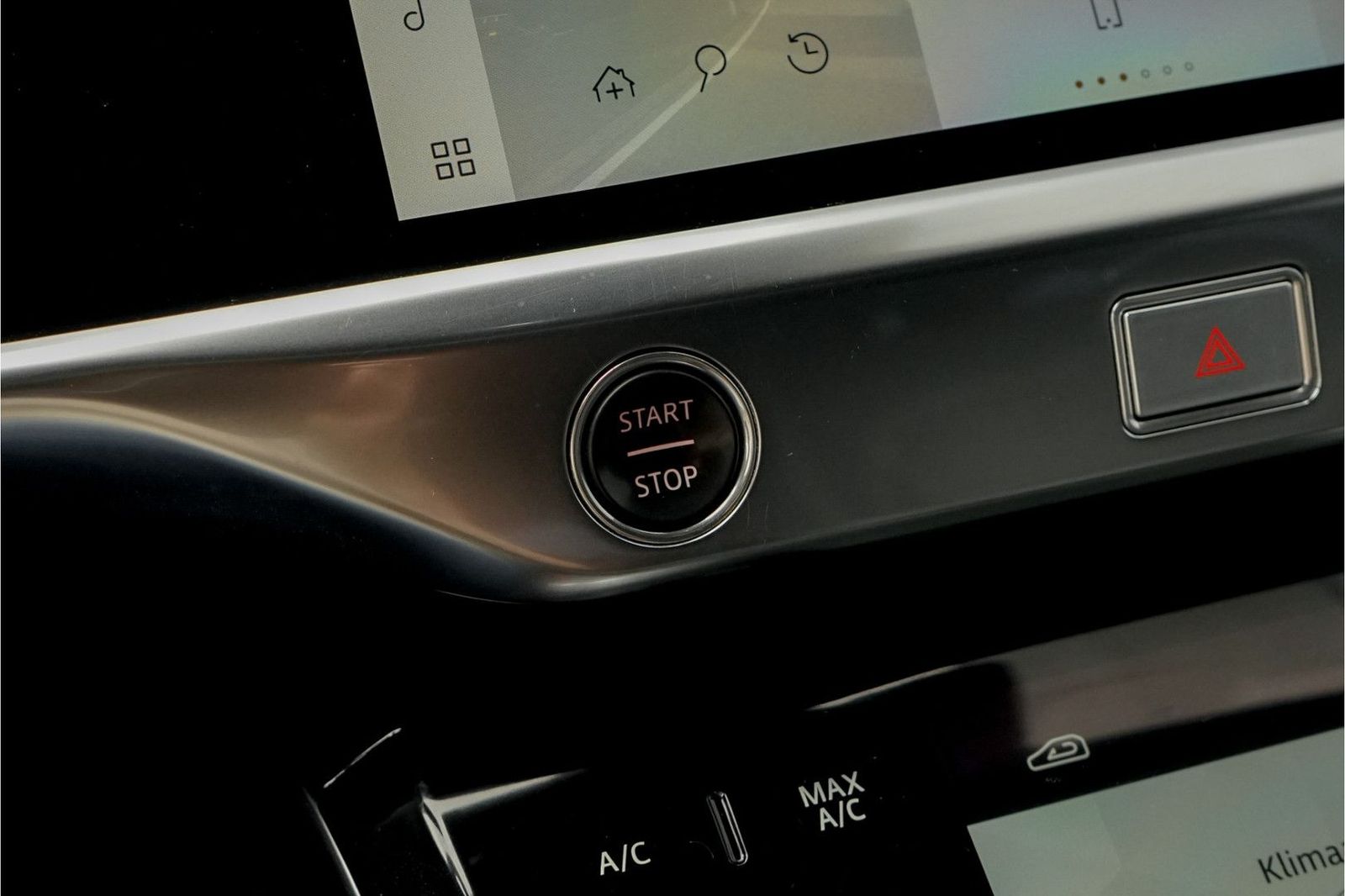 Jaguar I-Pace EV320 SE Business 90 kWh 3 Fase Laden Pan