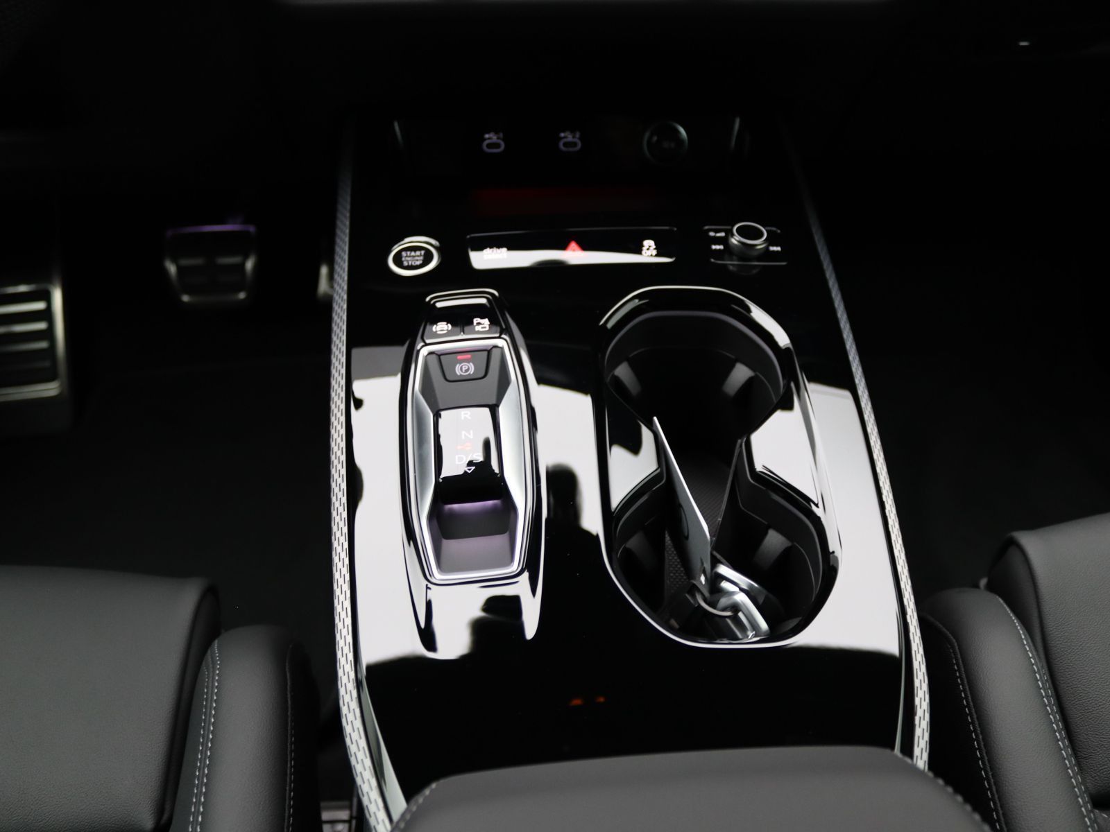 Audi A5 Avant S-Line TDI quattro/ Tech plus, AHK, B&O