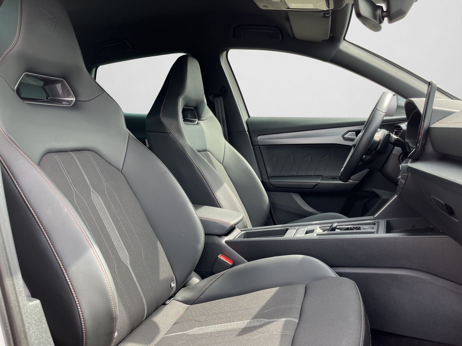 Cupra Formentor VZ 2.0 TSI DSG 4Drive LED CARPLAY SHZ