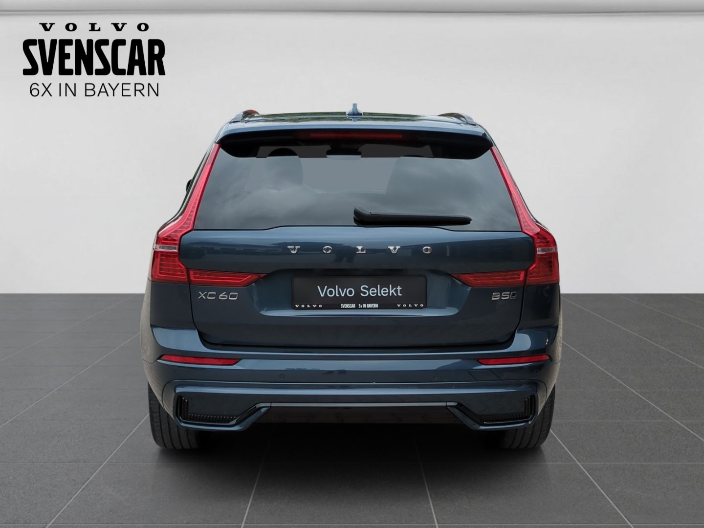Volvo XC60 Plus Dark B5 AWD Pano Leder Navi LED ACC Di