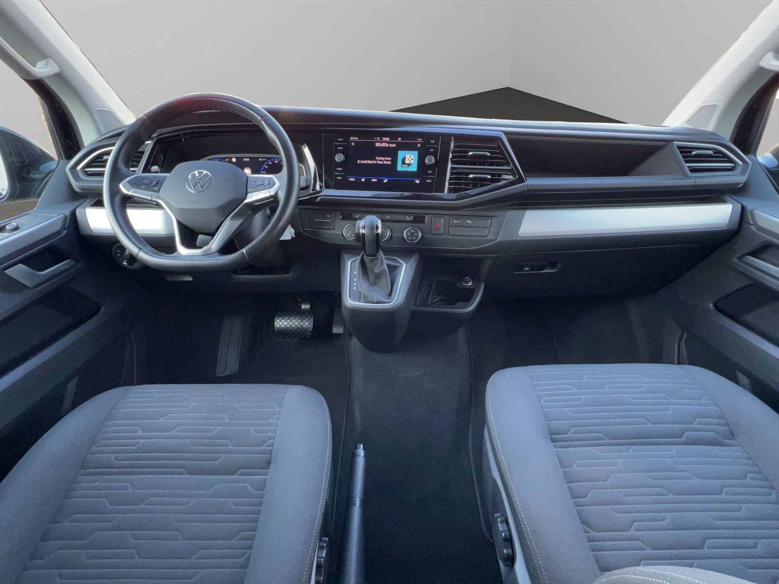 Volkswagen T6.1 Multivan 2.0 TDI DSG Comfortline - Samsaru's Car Outlet