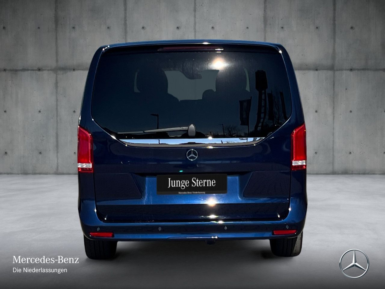 Mercedes-Benz V 300 d 4M EXCLUSIVE EDITION - Samsaru's Car Outlet