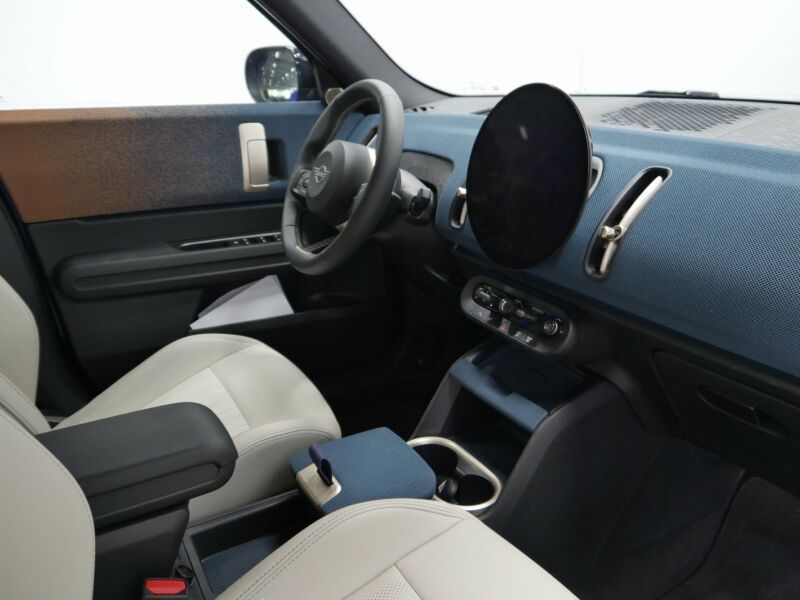MINI Countryman S ALL4 Favoured Trim - Samsaru's Car Outlet