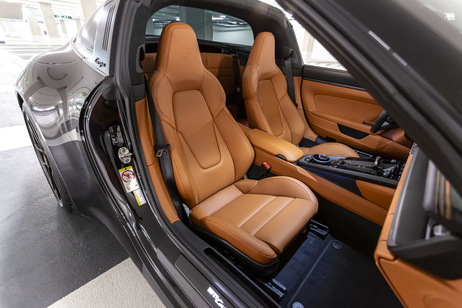Porsche 911 Targa 4GTS - Samsaru's Car Outlet