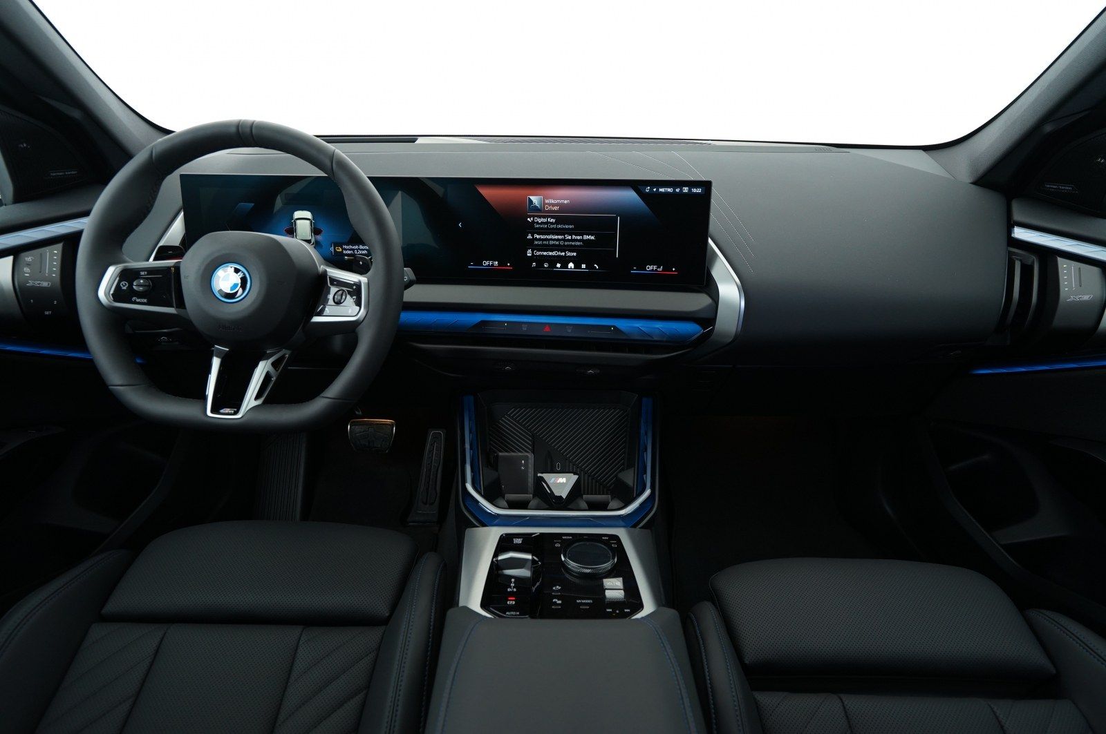 BMW X3 30e xDrive (M-Sport Navi LED AHK H/K Shz PDC)