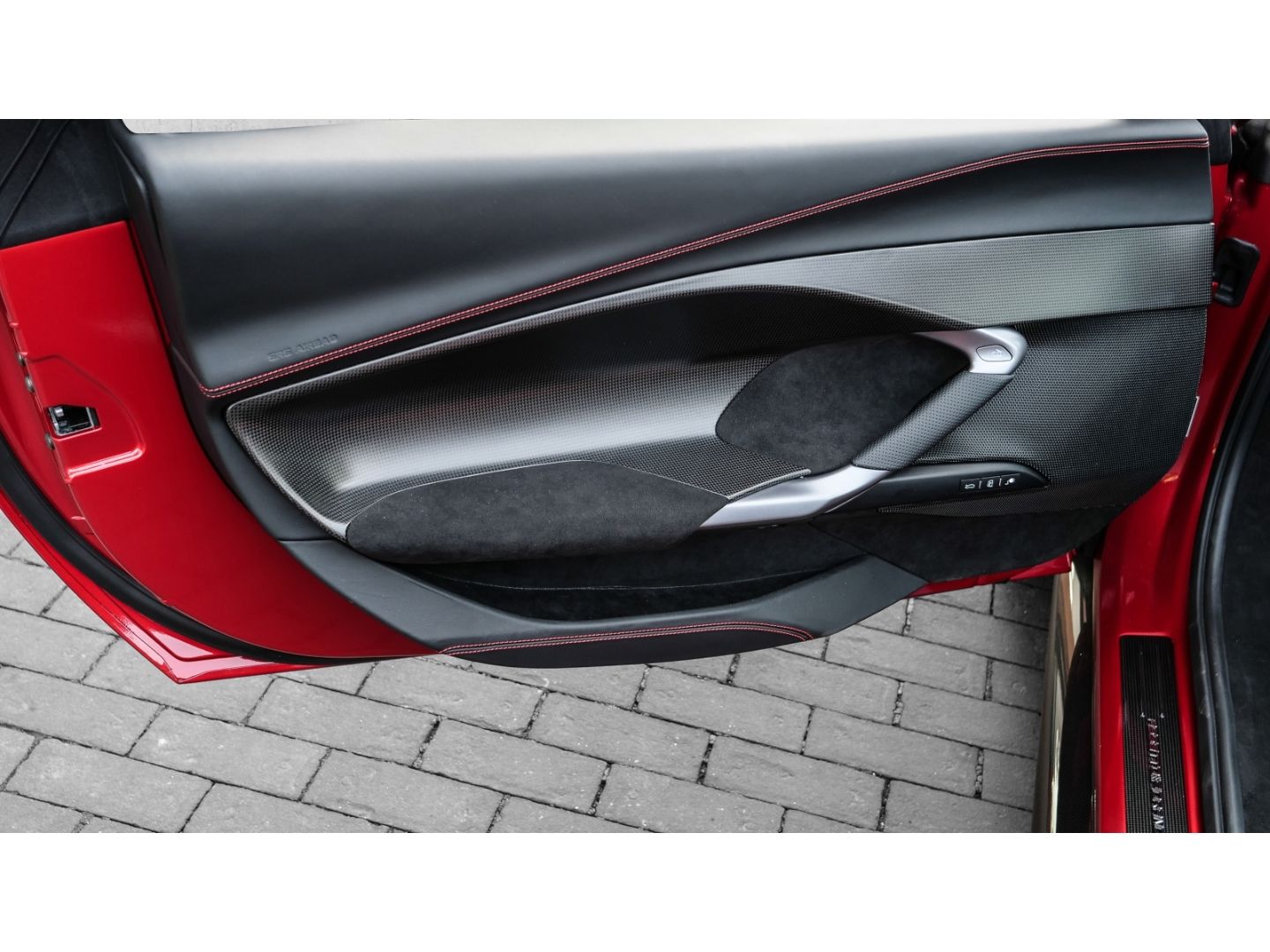 Ferrari 296 GTS - Samsaru's Car Outlet