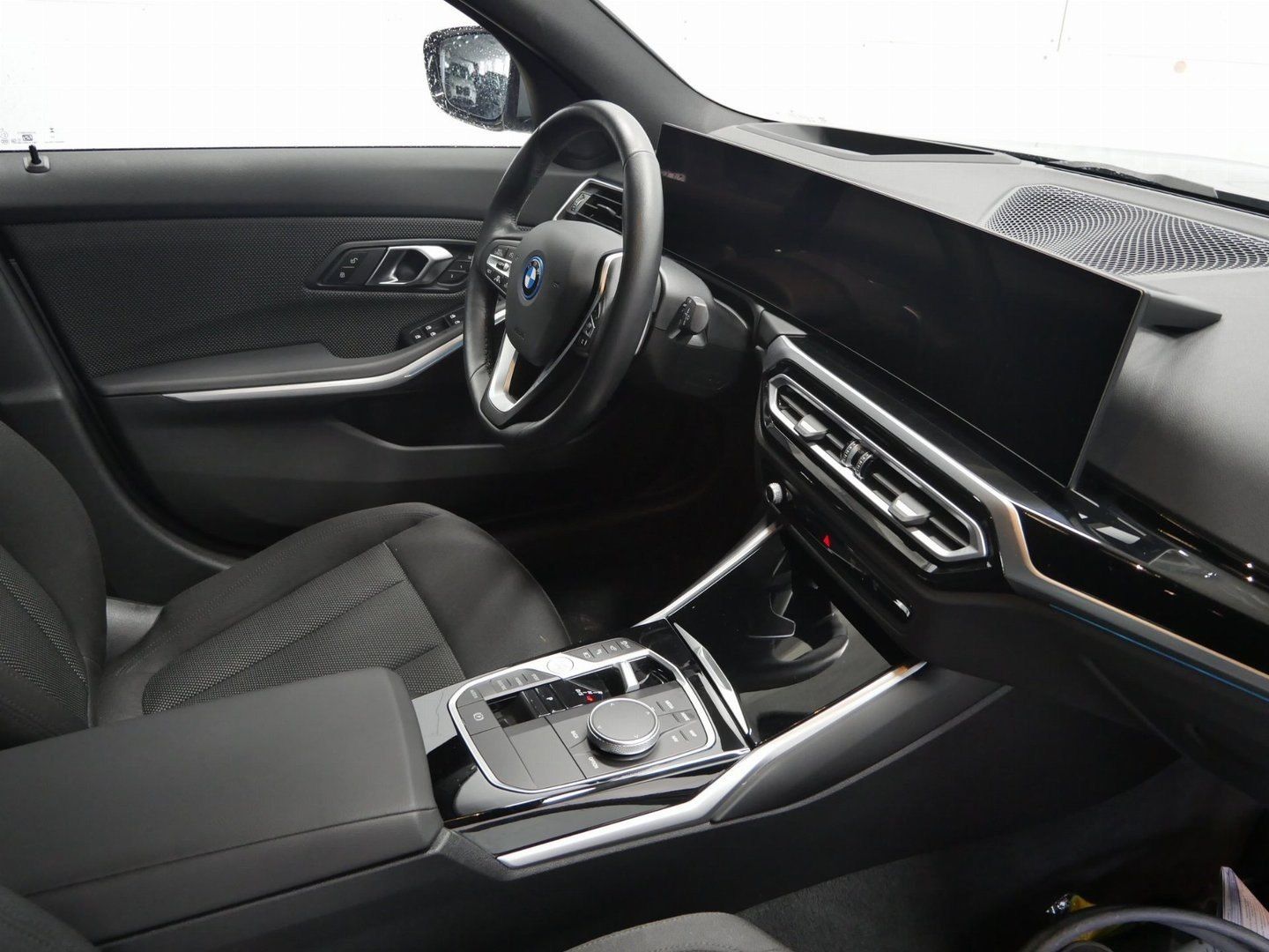BMW 330e xDrive Touring