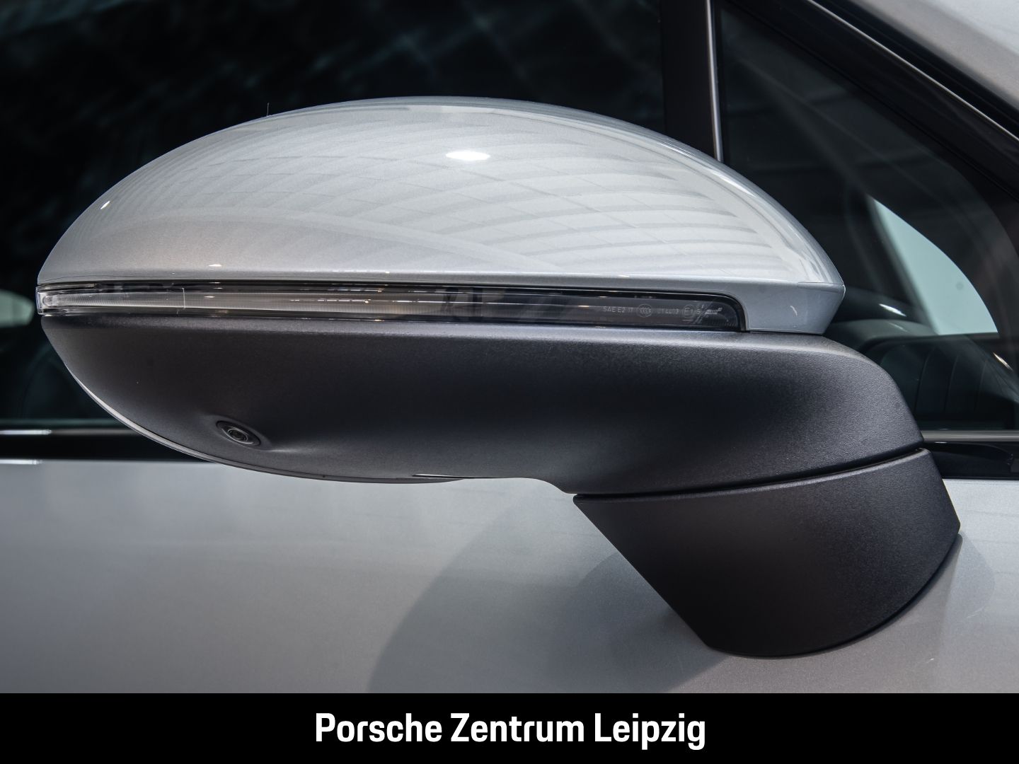 Porsche Cayenne S E-Hybrid SportDesign Sportabgas InnoDr