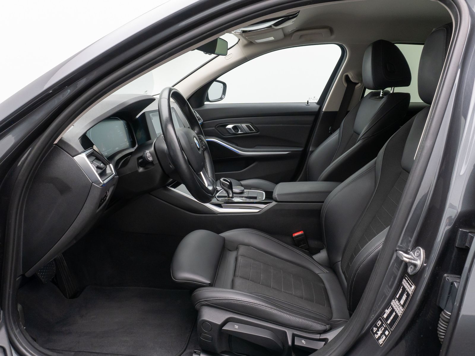 BMW 320d xD Sport Line - Samsaru's Car Outlet