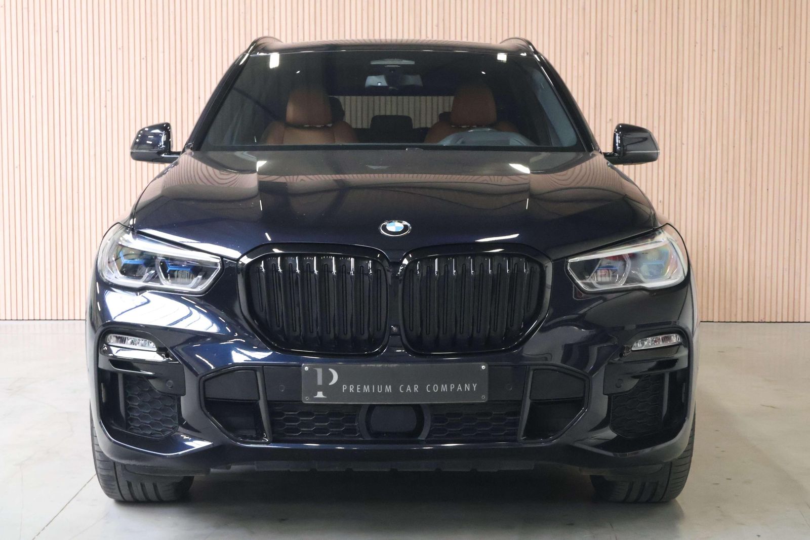 BMW X5 X5 xDrive45e| M-pakket| AHK| HUD| DAB| Pano|