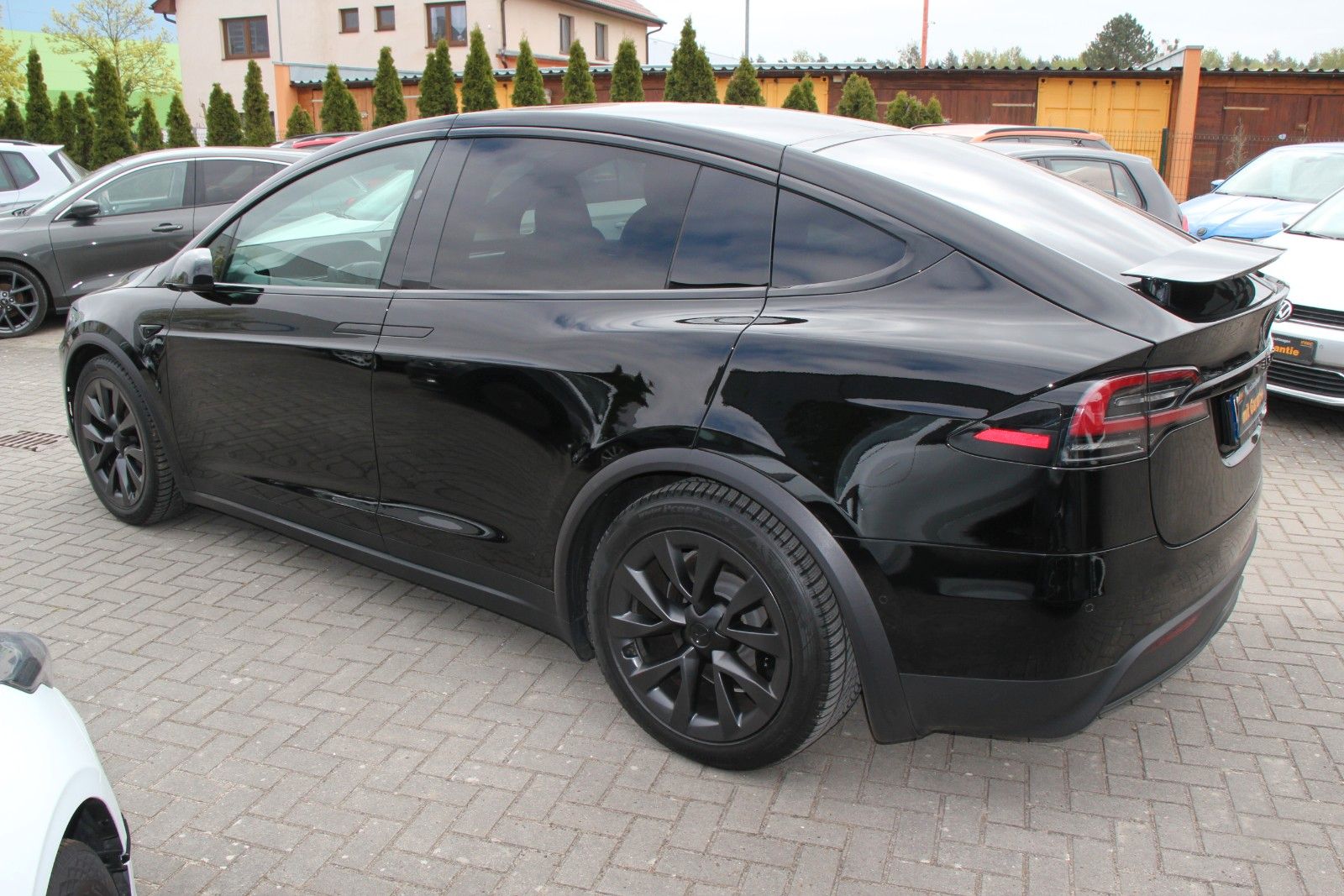 Tesla Model X Plaid 1020PS Yoke AHK Garantie
