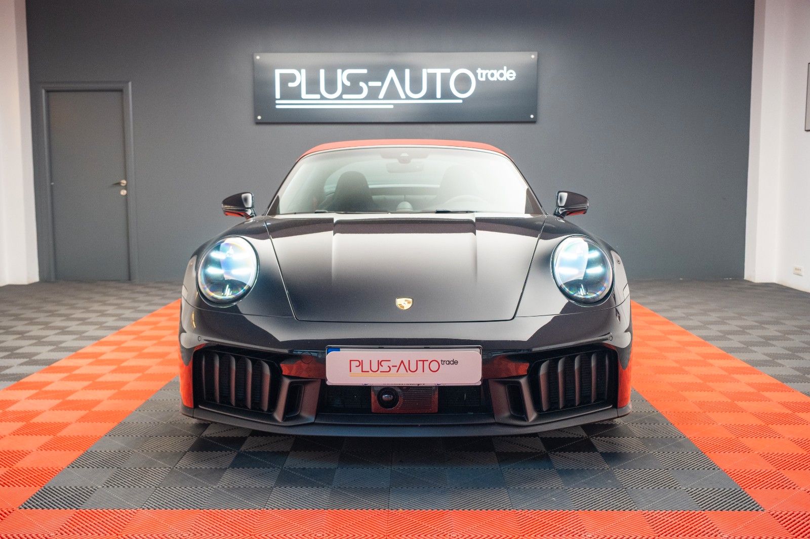 Porsche 911 Targa 4 GTS T-Hybrid