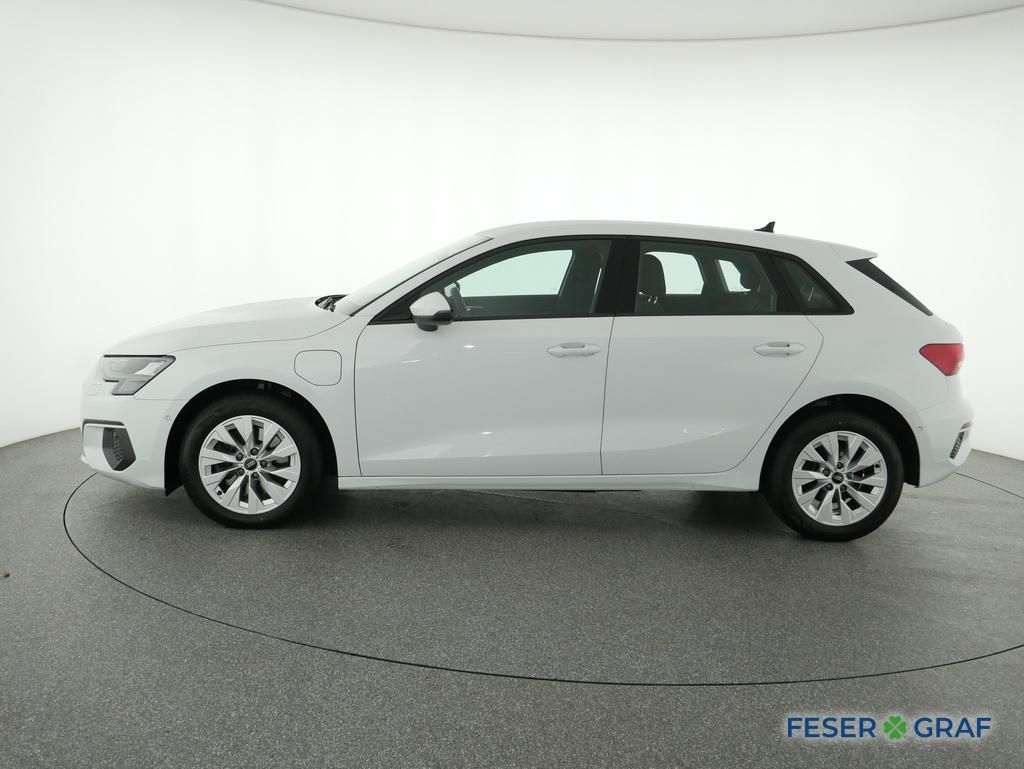 Audi A3 Sportback 40 TFSI e Navi,Kamera,Sitzhzg