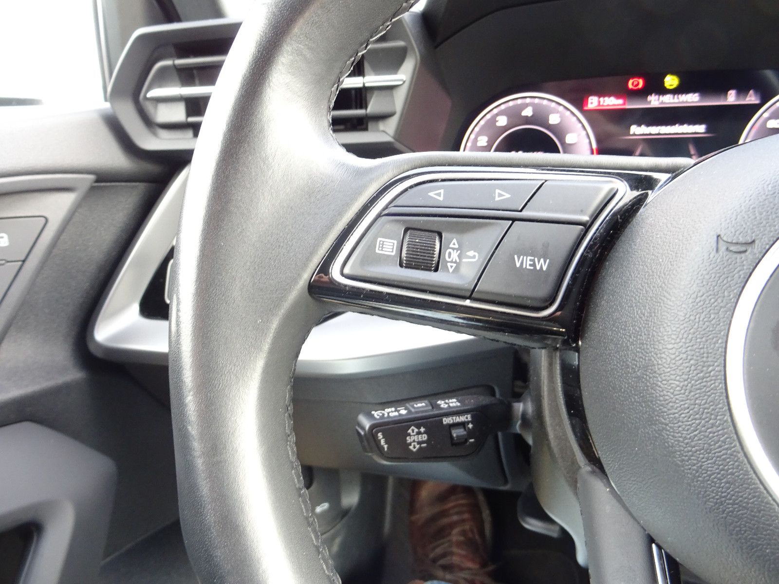 Audi A3 Sportback 30 TFSI S line Navi LED SHZ Virtual